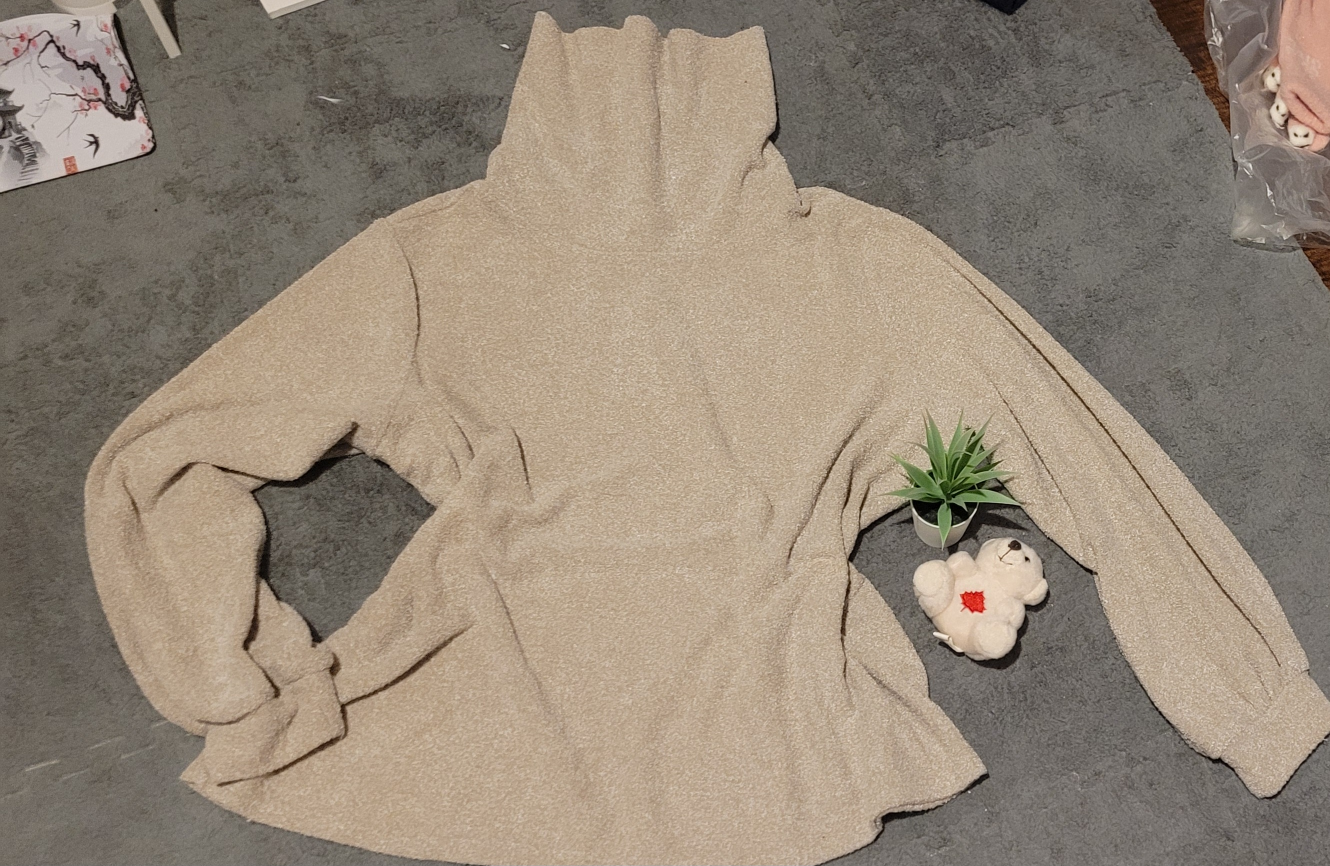 Warm long sleeve #freecycle - photo 2