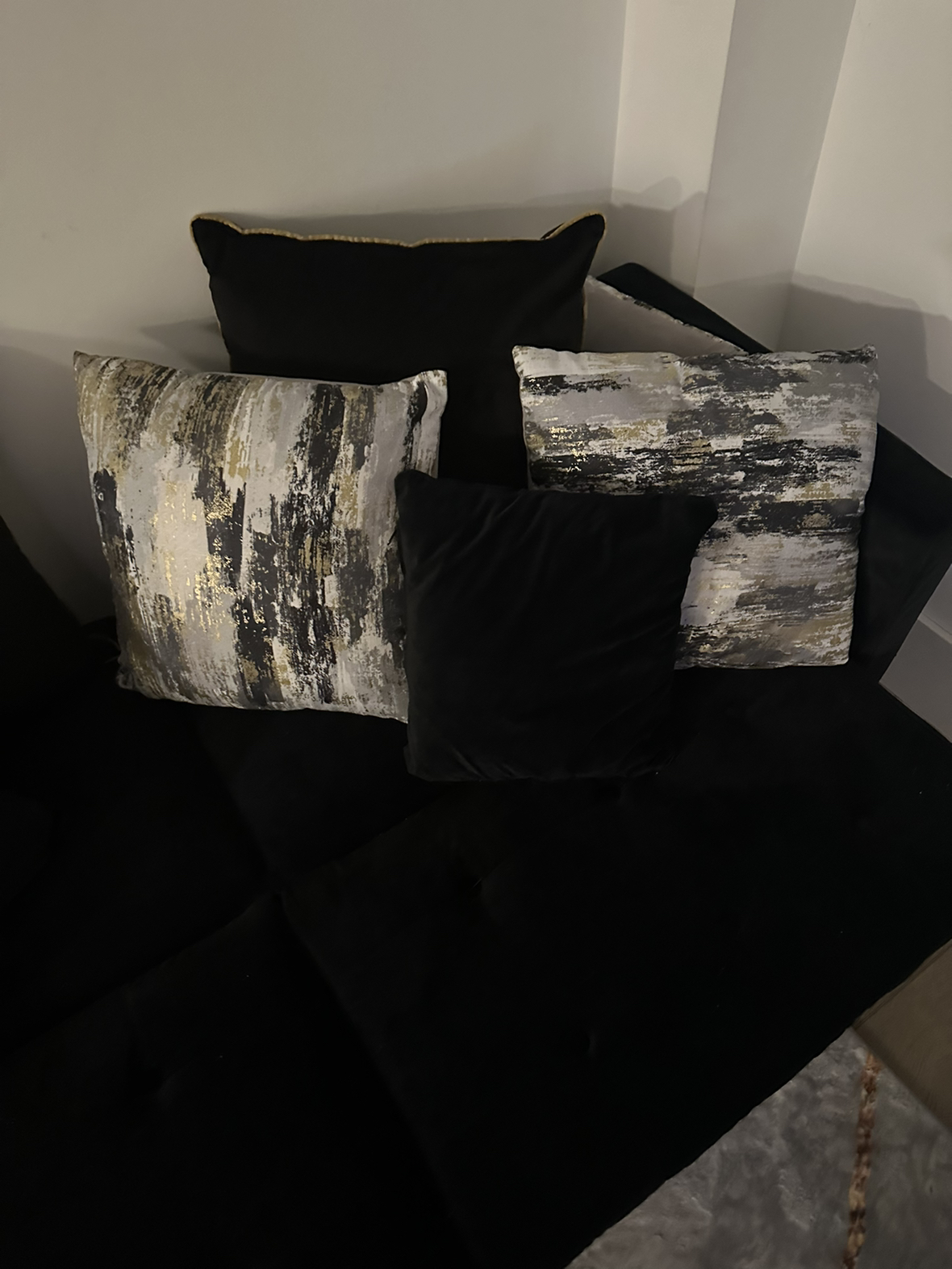 Sofa/Futon will include pillows - photo 2