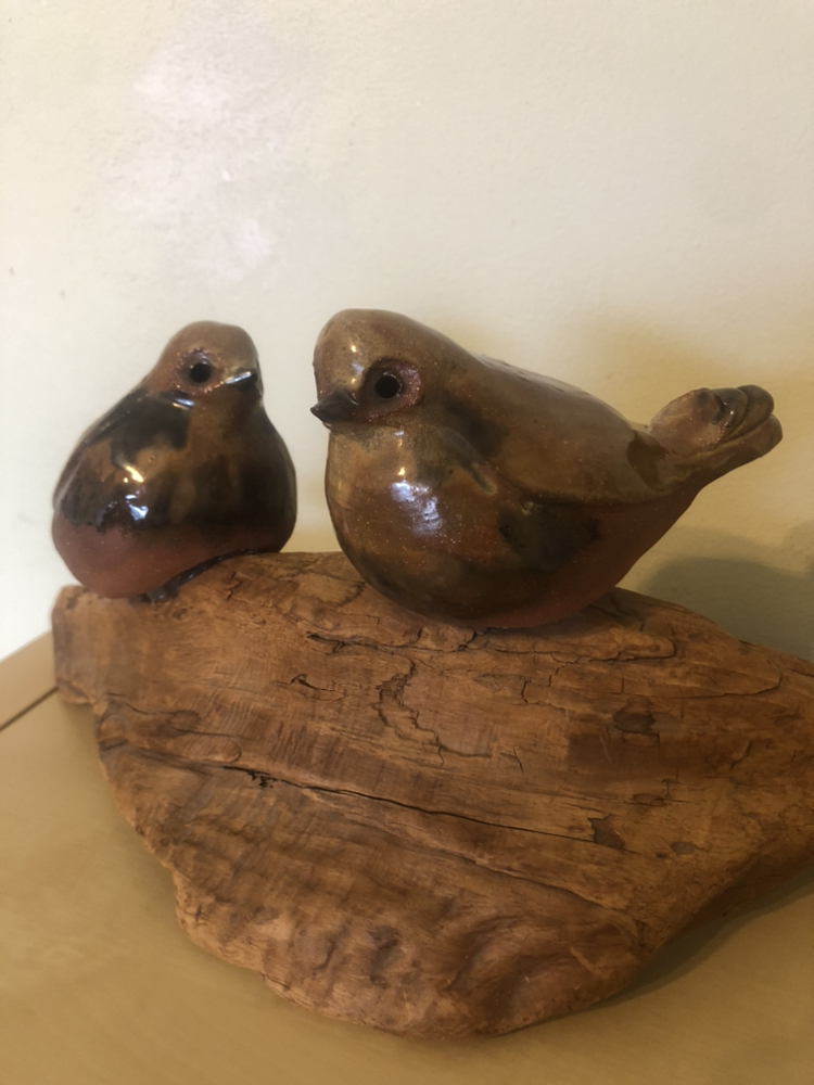 Vintage Pair of Pottery Sparrows on Driftwood - photo 2