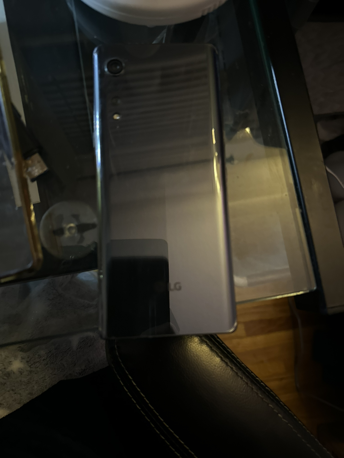LG Velvet 5g (LOCKED) - photo 2
