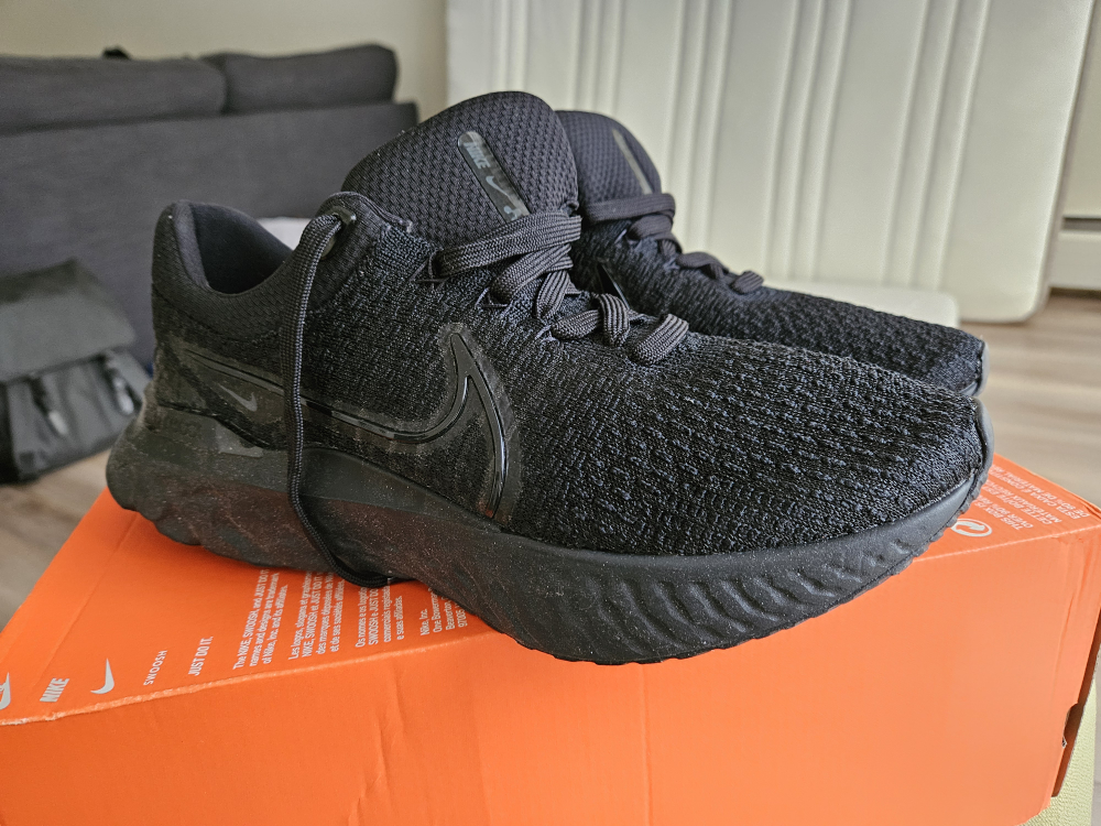 Nike running shoes - photo 5