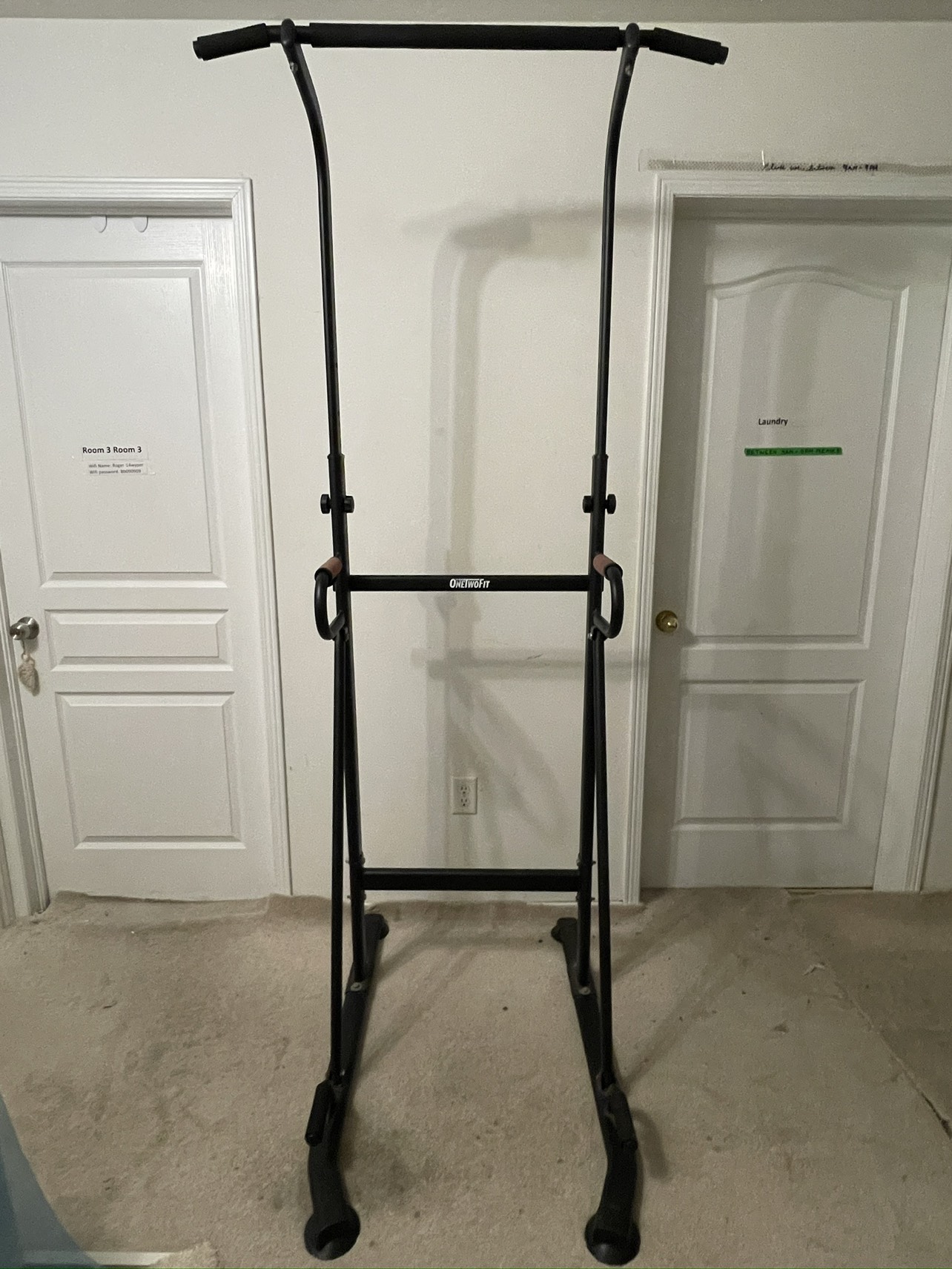 Multi-Function Power Tower,Adjustable Height Pull up Station