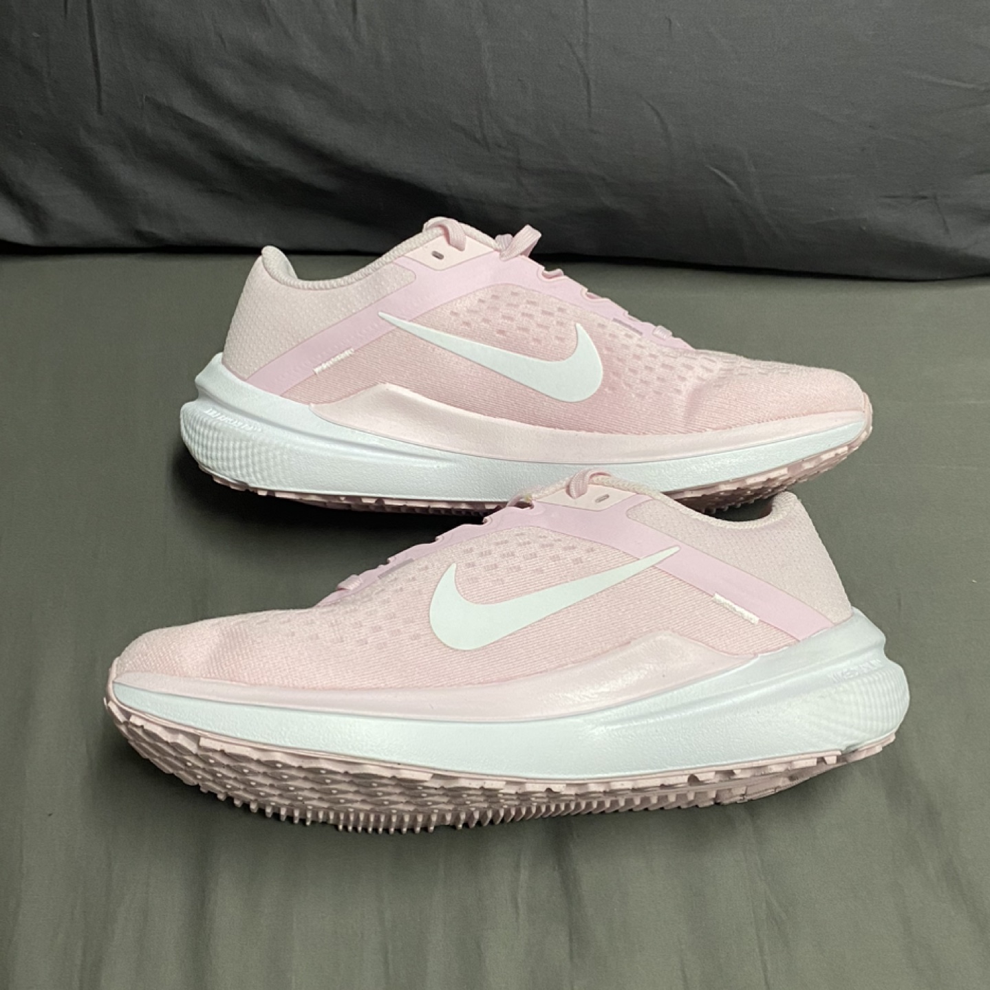 Nike Women's Shoes - Size 8 - photo 5