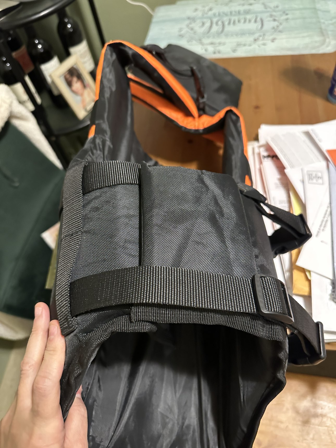 Dog life jacket. Grass tie cable,never used.
