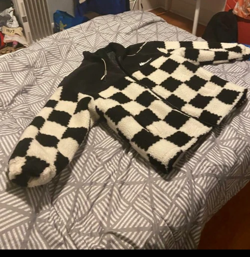 Black and white stripe furry cozzy jacket for sale size large - photo 2