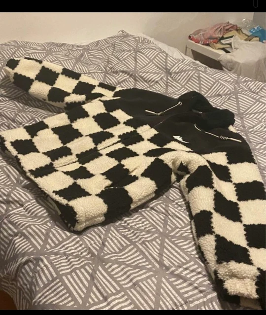 Black and white stripe furry cozzy jacket for sale size large - photo 5