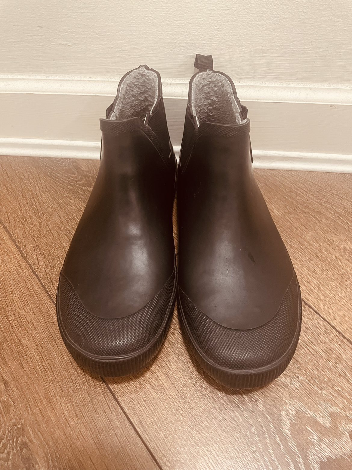 Men rain boots thumbnail