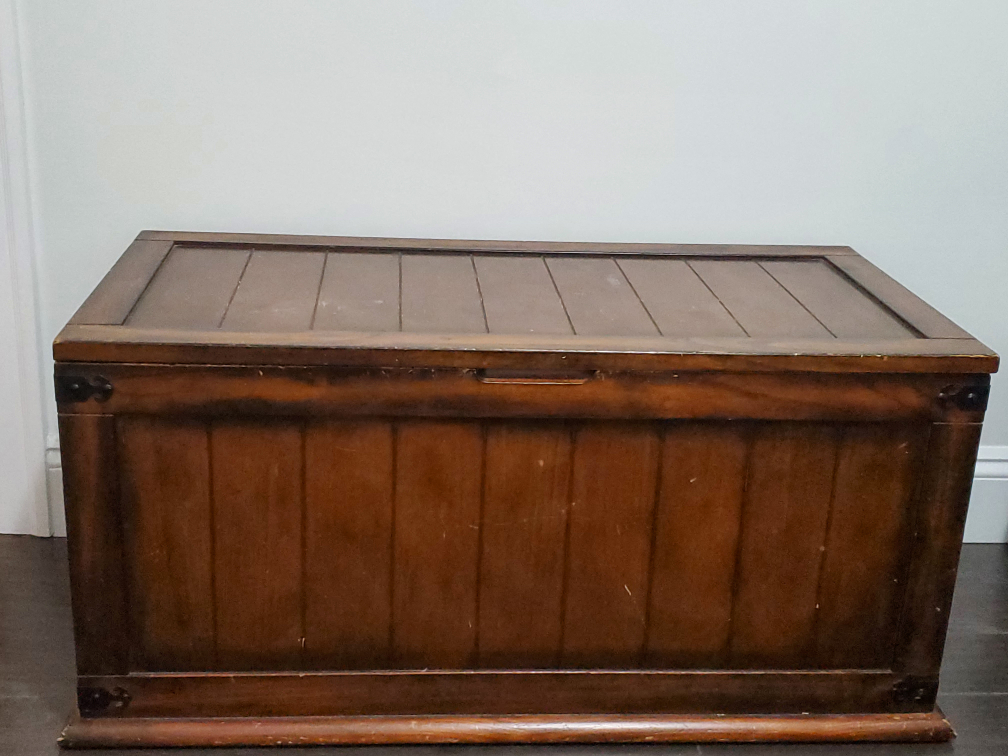 Nice vintage chest