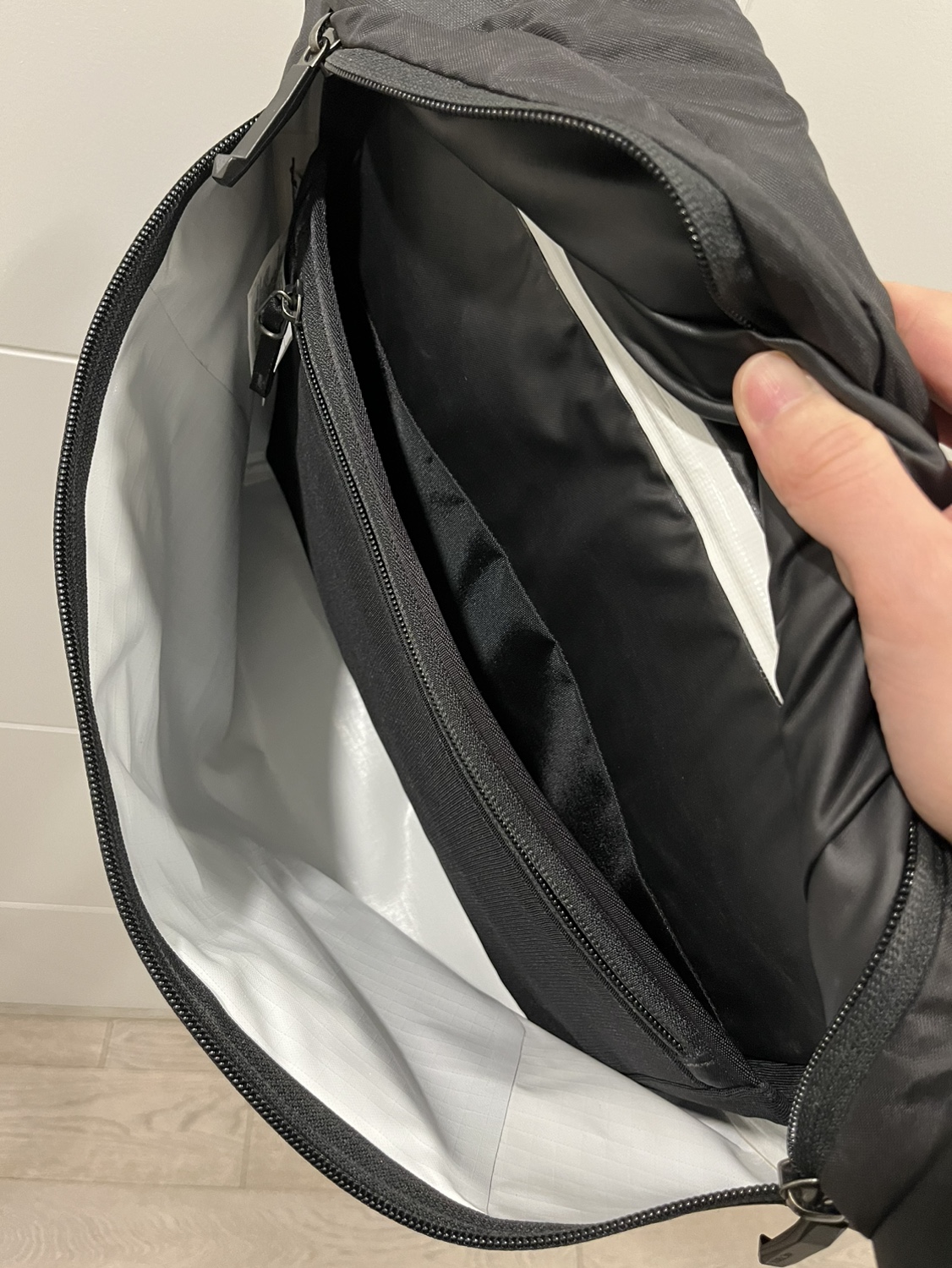 Arc’teryx Granville 10 Courier/Messenger Bag - photo 3