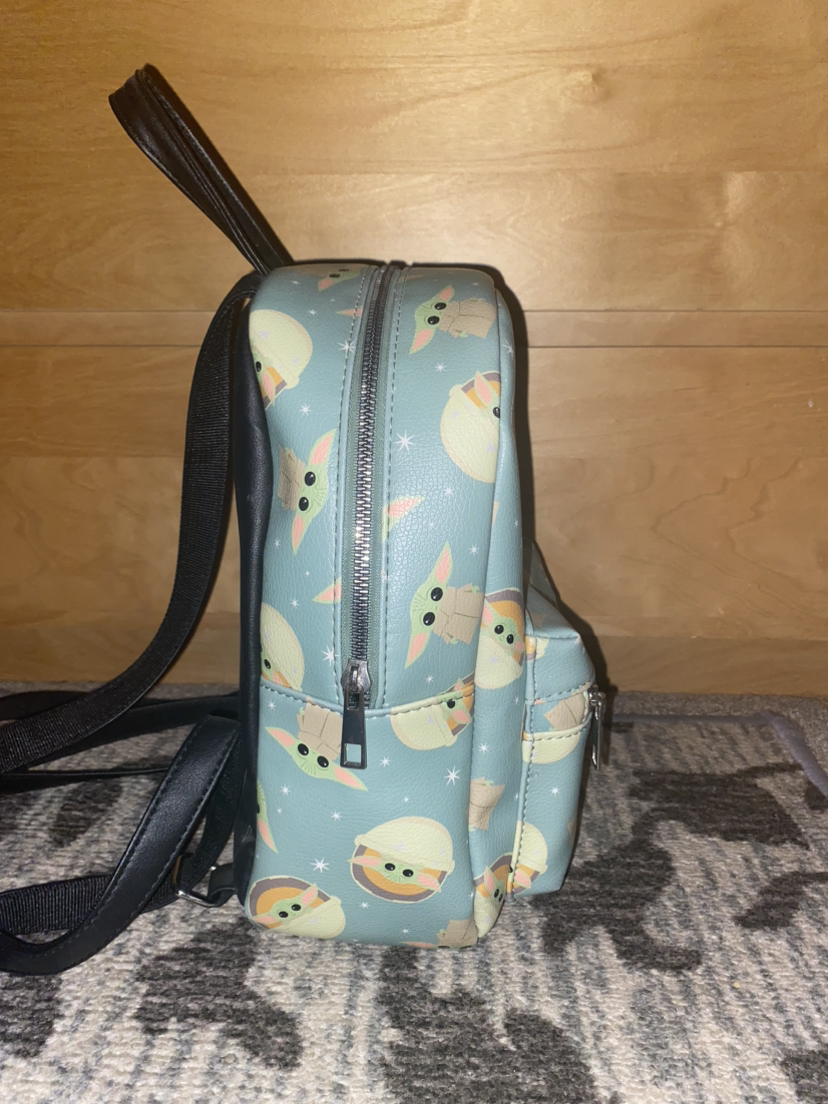 Star Wars Baby Yoda mini backpack - photo 3