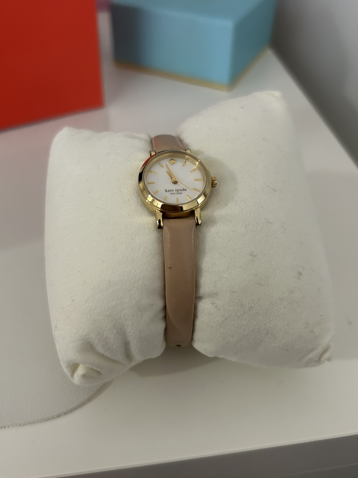Kate Spade Watch image indicator(2)