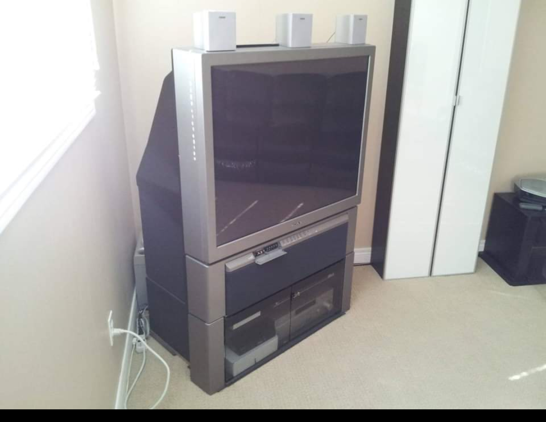 Sony projection TV with 5.1  Surround system  and LG DVD player