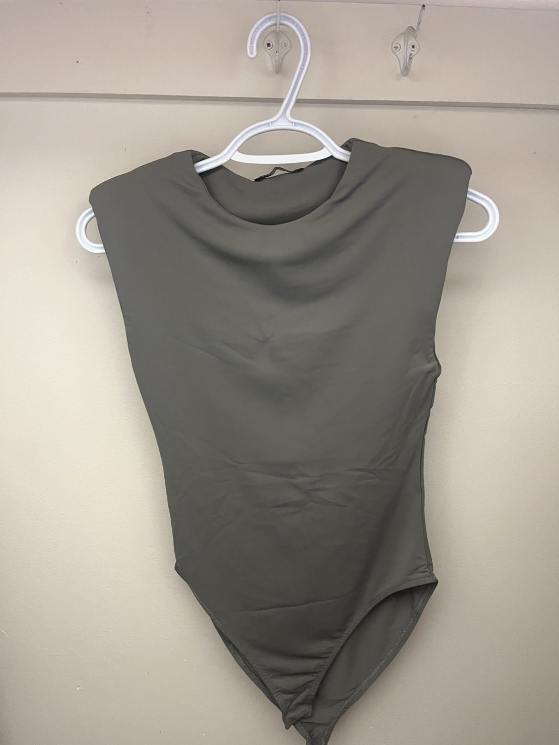 Zara green sleeveless leotard