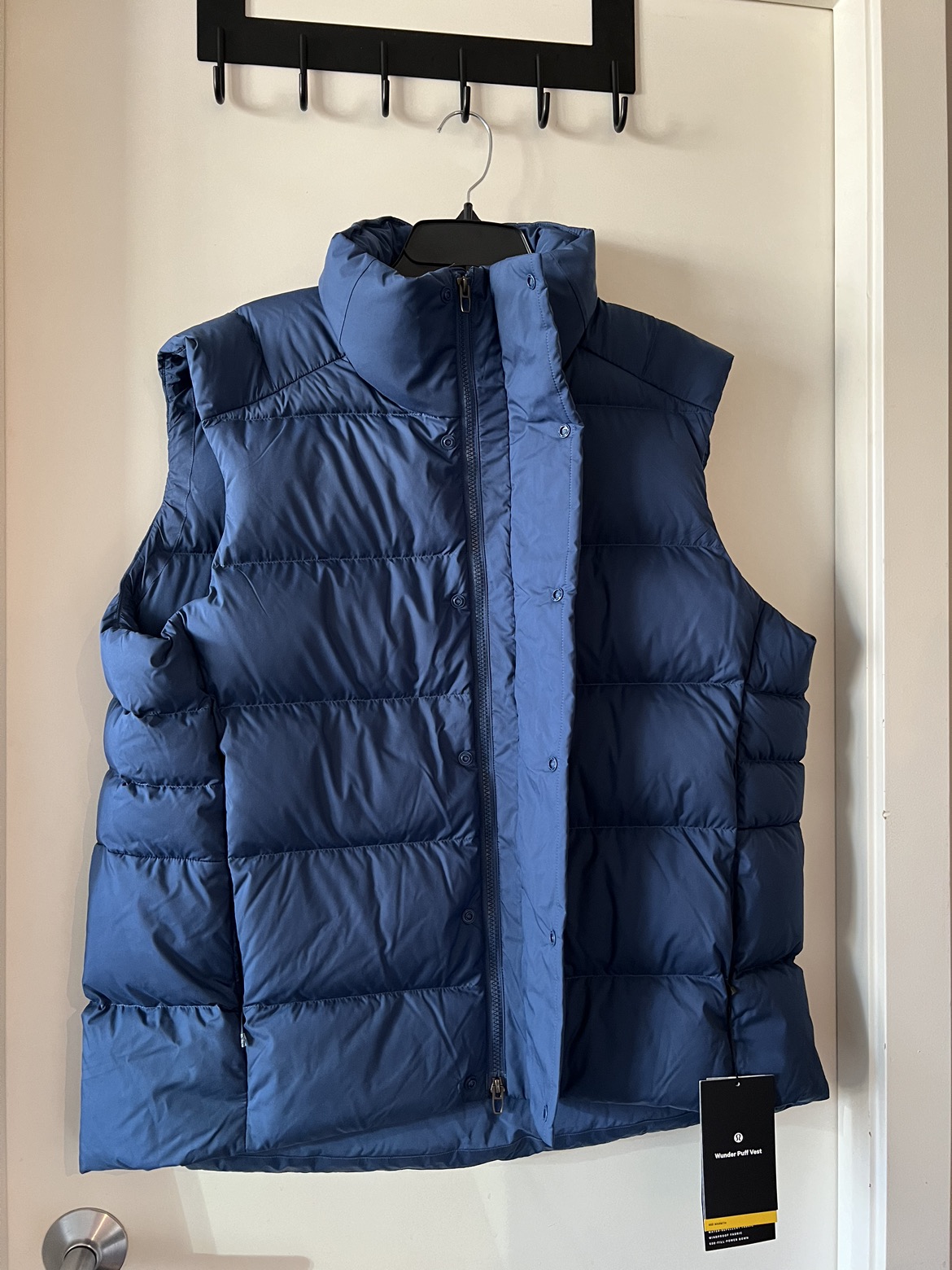 Brand New  Lululemon Puffy Vest - photo 4