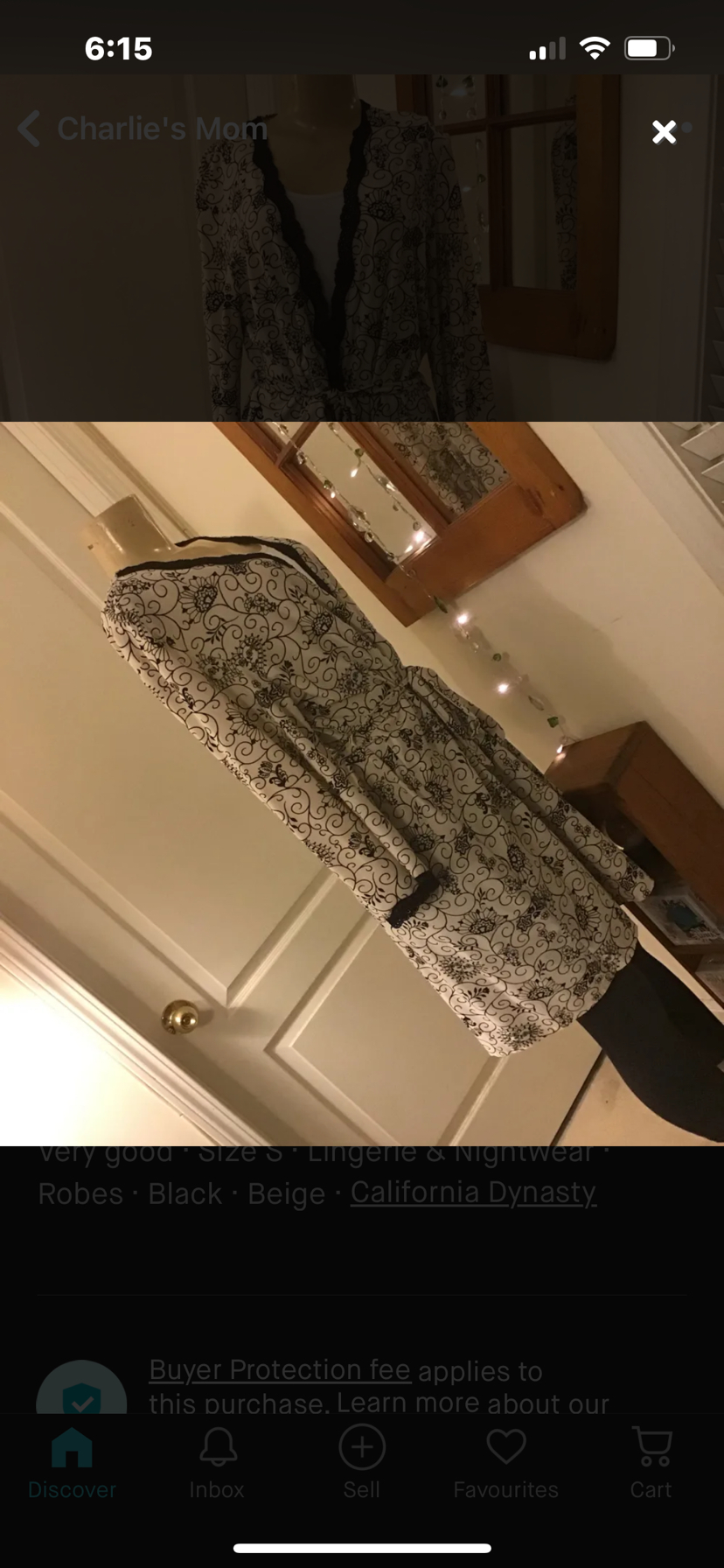 ✨✨Black/Cream California Dynasty Robe Size S image indicator(4)