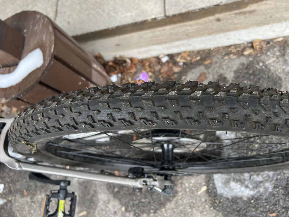 Hyper Viking Pro 27.5" Men's Aluminum Mountain Bike - photo 2
