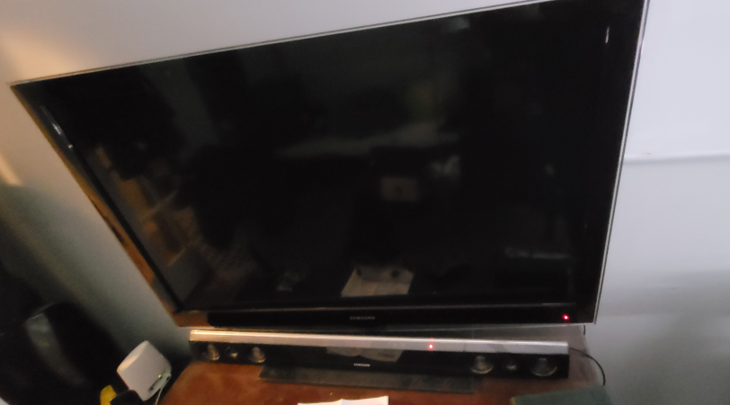 46 inch samsung TV #freecycle