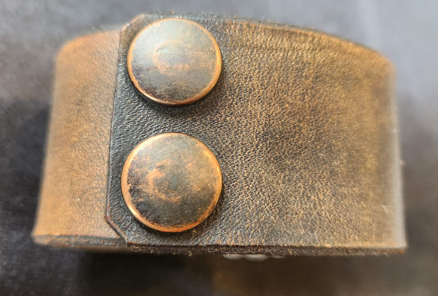 Leather bracelet with Onyx stone image indicator(6)