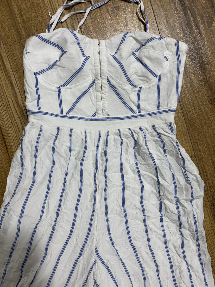 Overall/ jumpsuit . Ladies size S . Very cute - photo 2