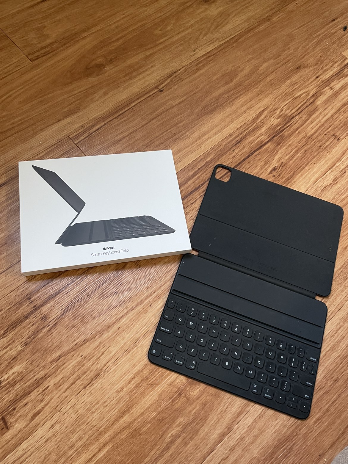 Apple IPad Bundle image indicator(6)