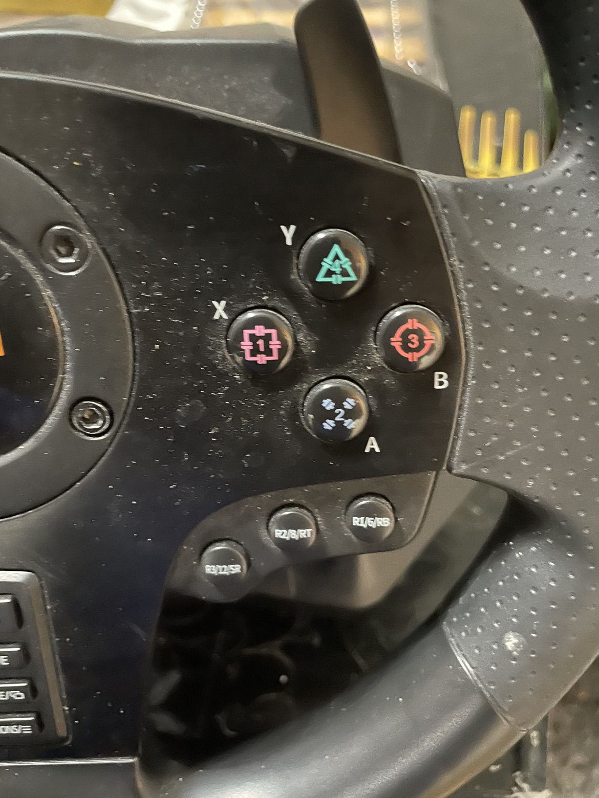 Steering wheel - photo 4