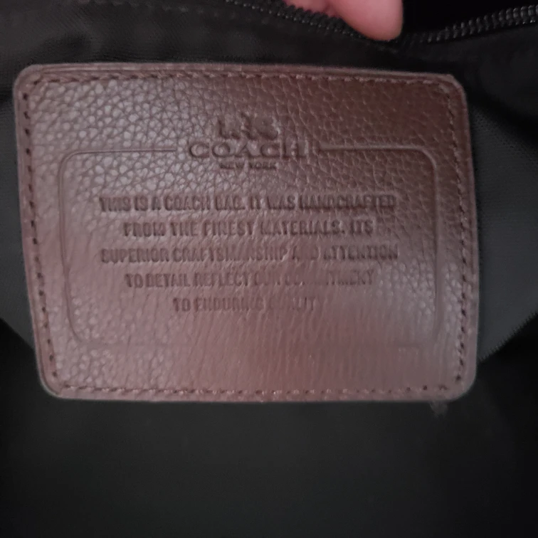 overnight/carry on bag(coach) image indicator(5)