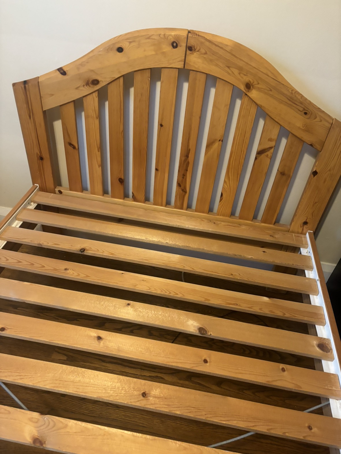 Bed frame - photo 3