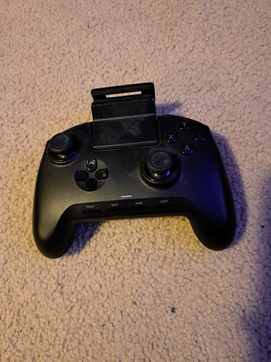 Raiju mobile controller