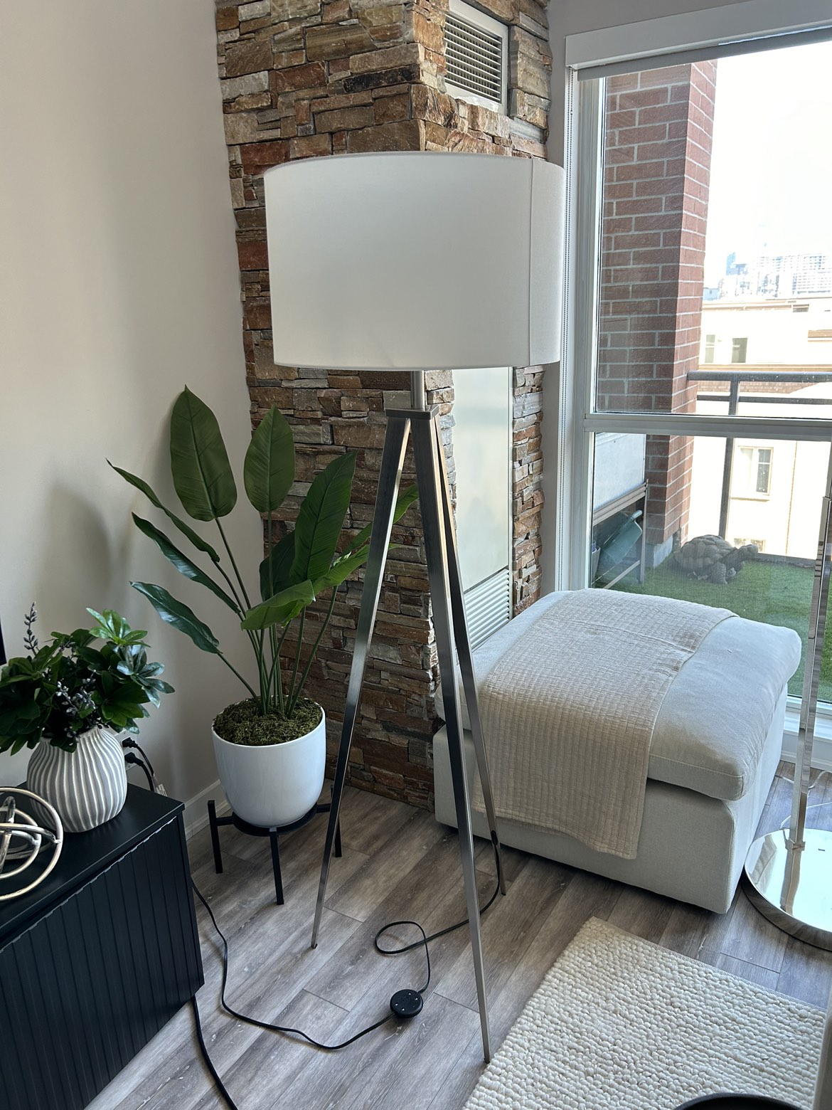 Structube floor lamp
