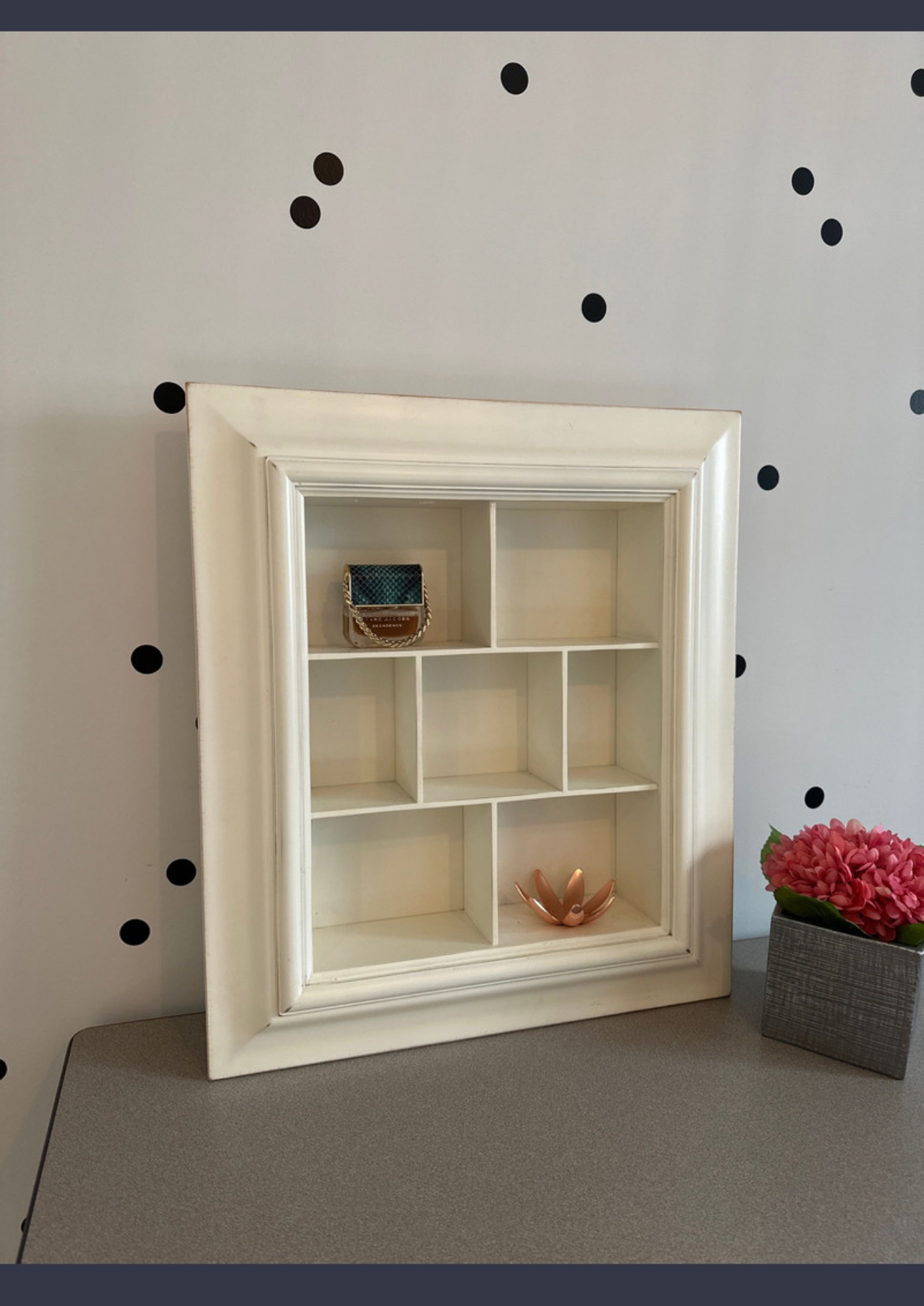Bombay solid wood shelf