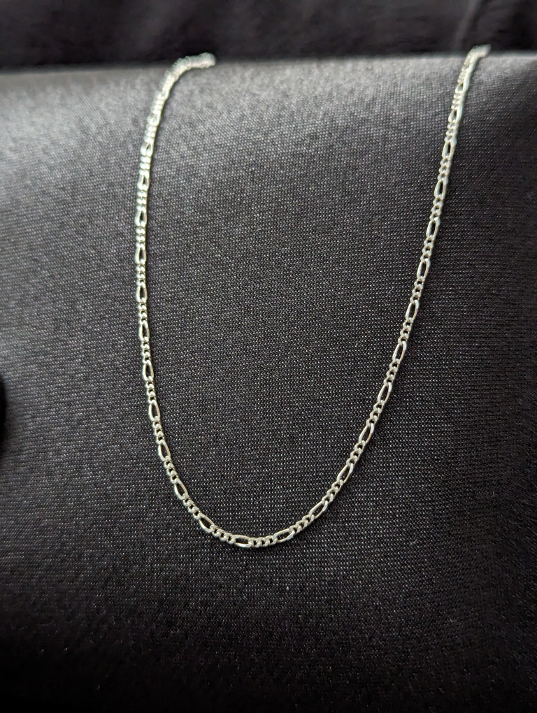 925 Sterling Silver 1.5 mm Figaro Chain thumbnail