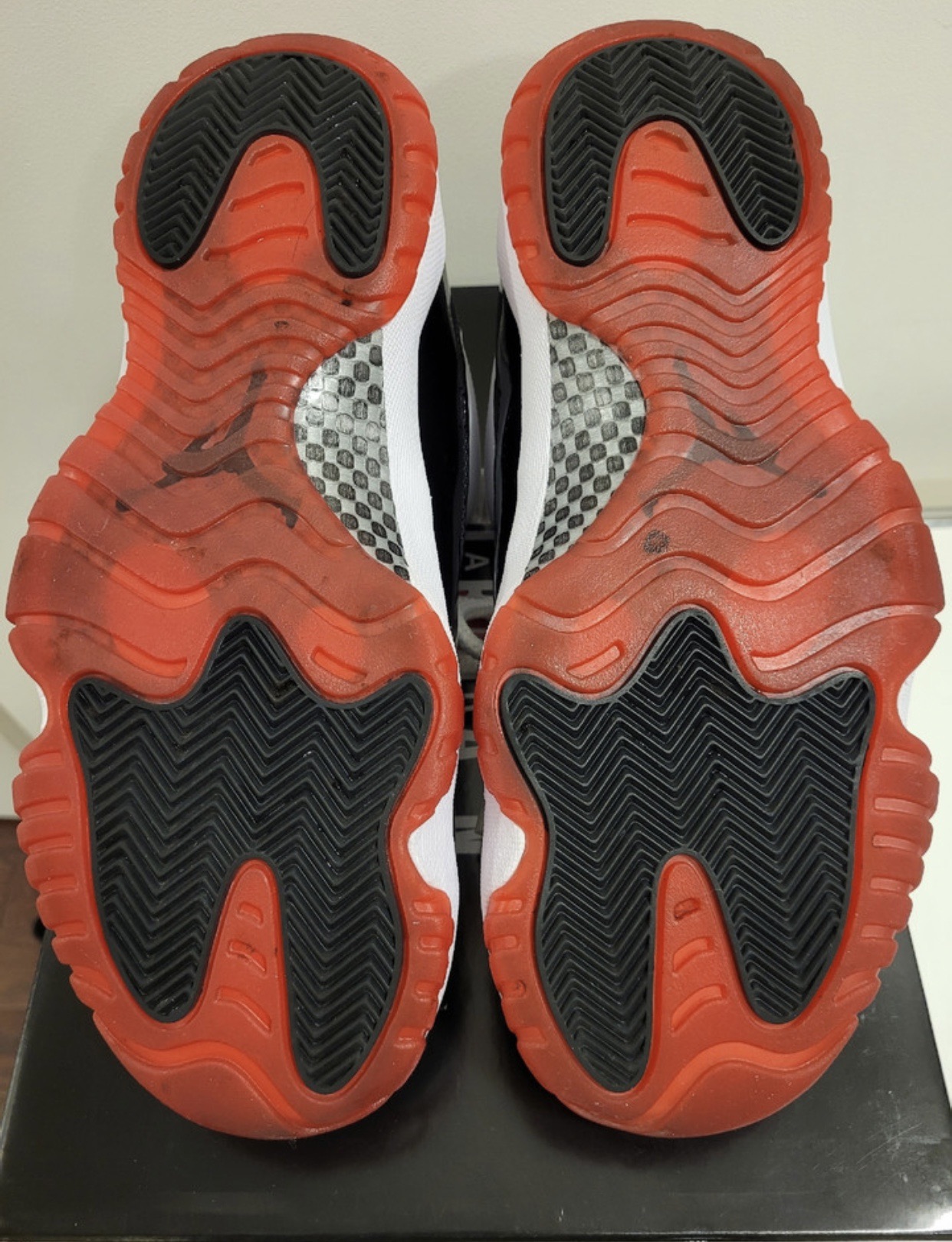 Air Jordan 11 Retro Low Concord Bred - photo 3
