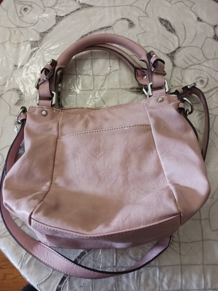 #freecycle Guess handbag image indicator(2)