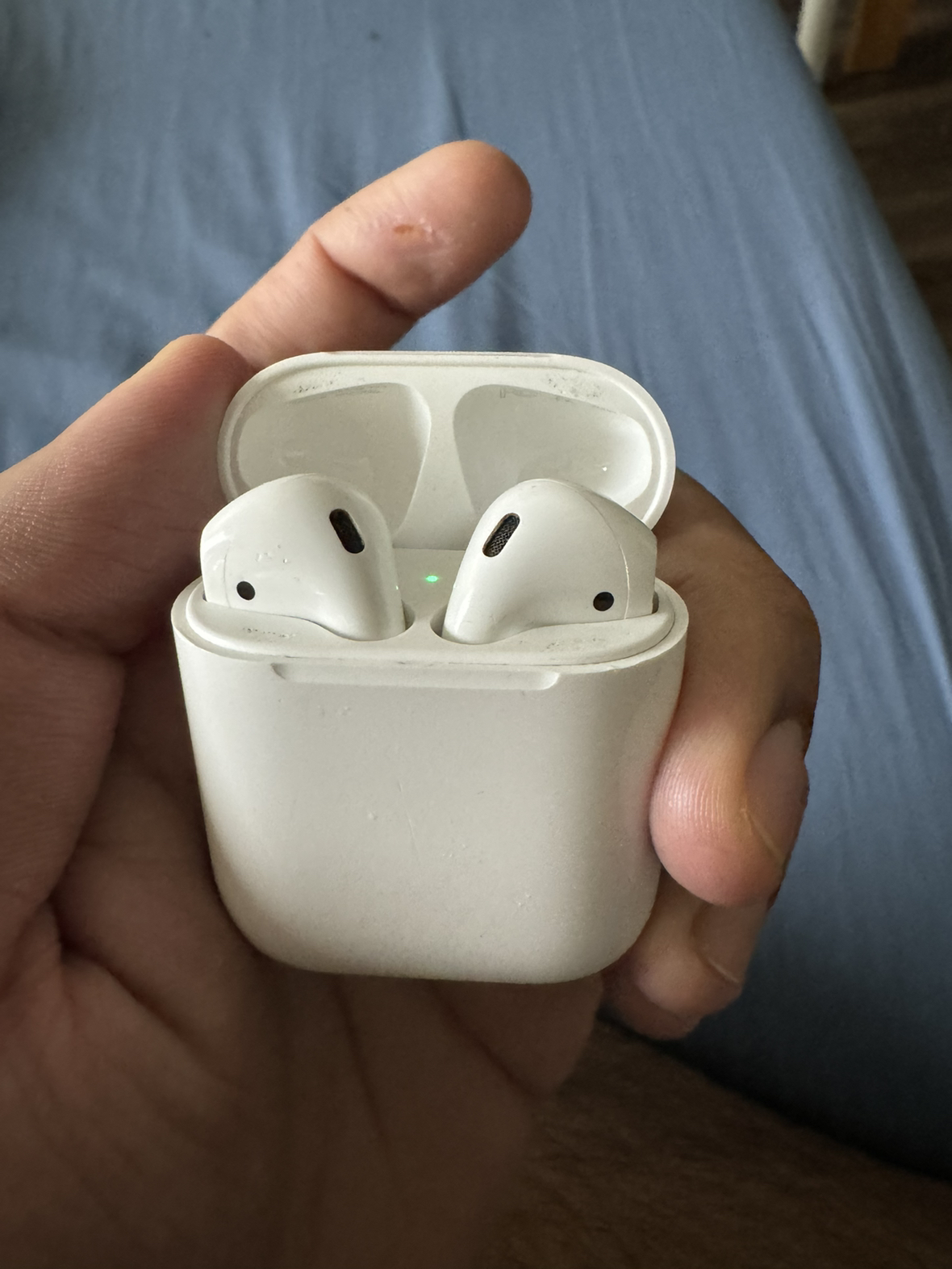 Airpods 2nd Gen