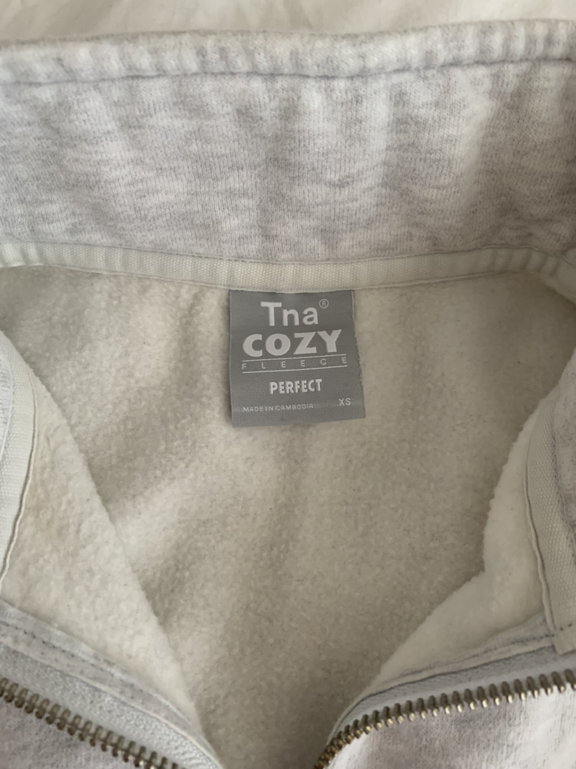 Aritzia TNA Cozy Fleece Crop 1/4 Zip Sweatshirt - photo 3