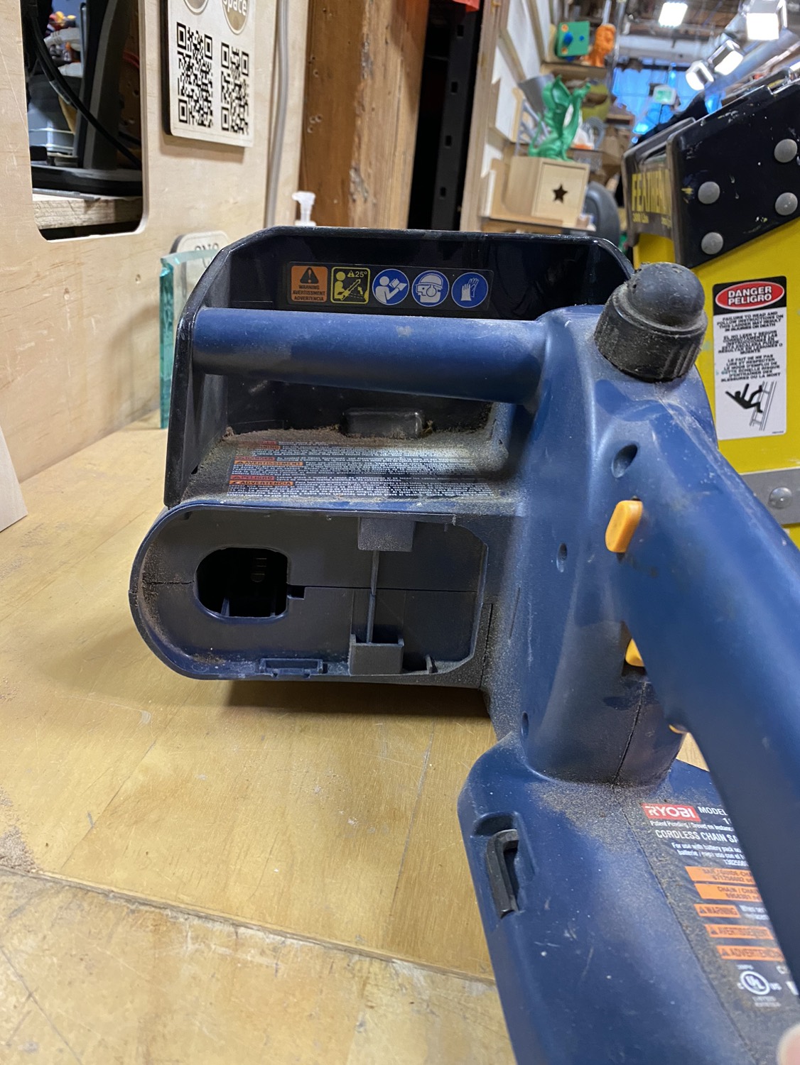 Ryobi 18V Chainsaw - photo 3