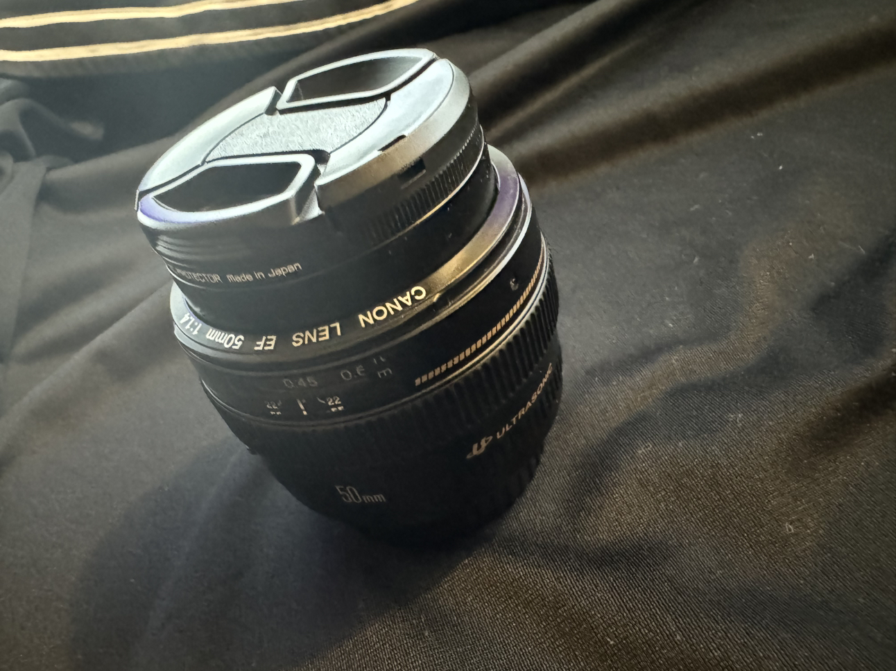 Canon 50mm F/1.4 USM thumbnail