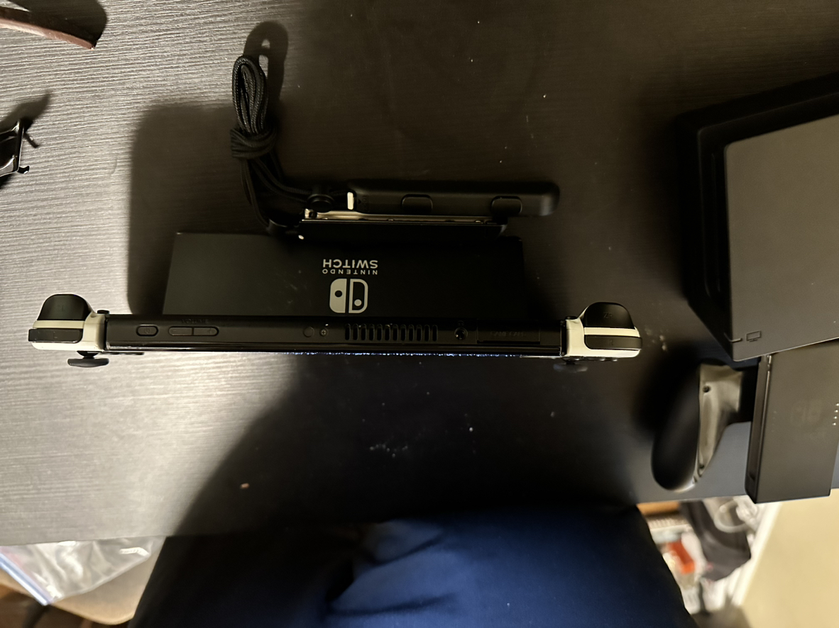 Nintendo Switch Oled - photo 5