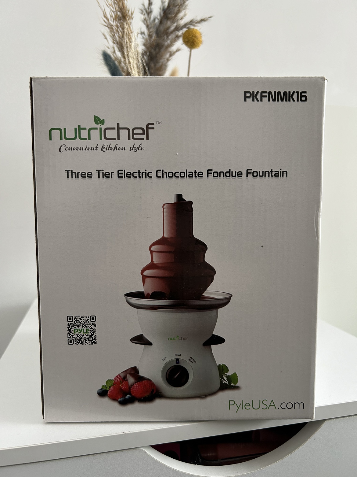 Small Chocolate Fountain thumbnail