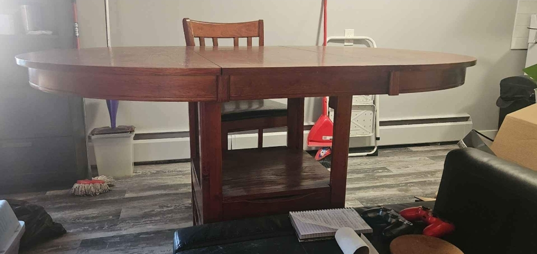 Need gone ASAP! moving soon. Tall kitchen table set w/ 4 chairs - photo 2
