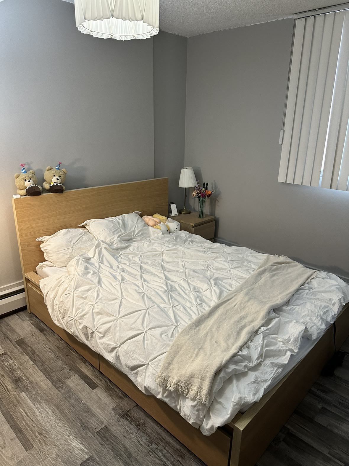 (Queen size) Bed frame & mattress & bed base - photo 2