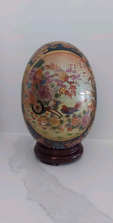 Vintage Satsuma Japanese Hand Painted Egg 🇨🇦 image indicator(2)