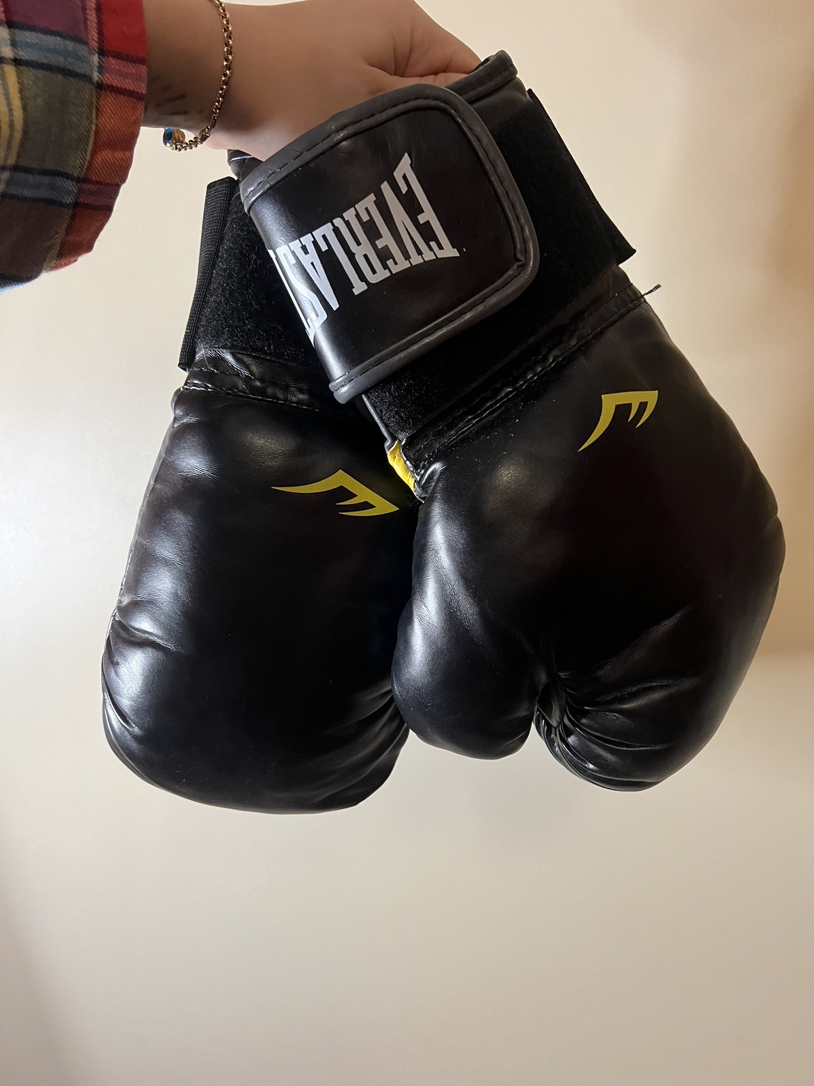 Boxing gloves