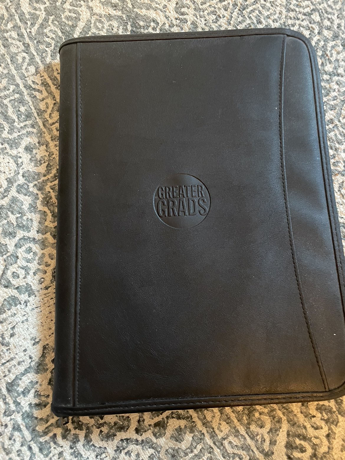 Free faux leather portfolio - great for resumes and interviews