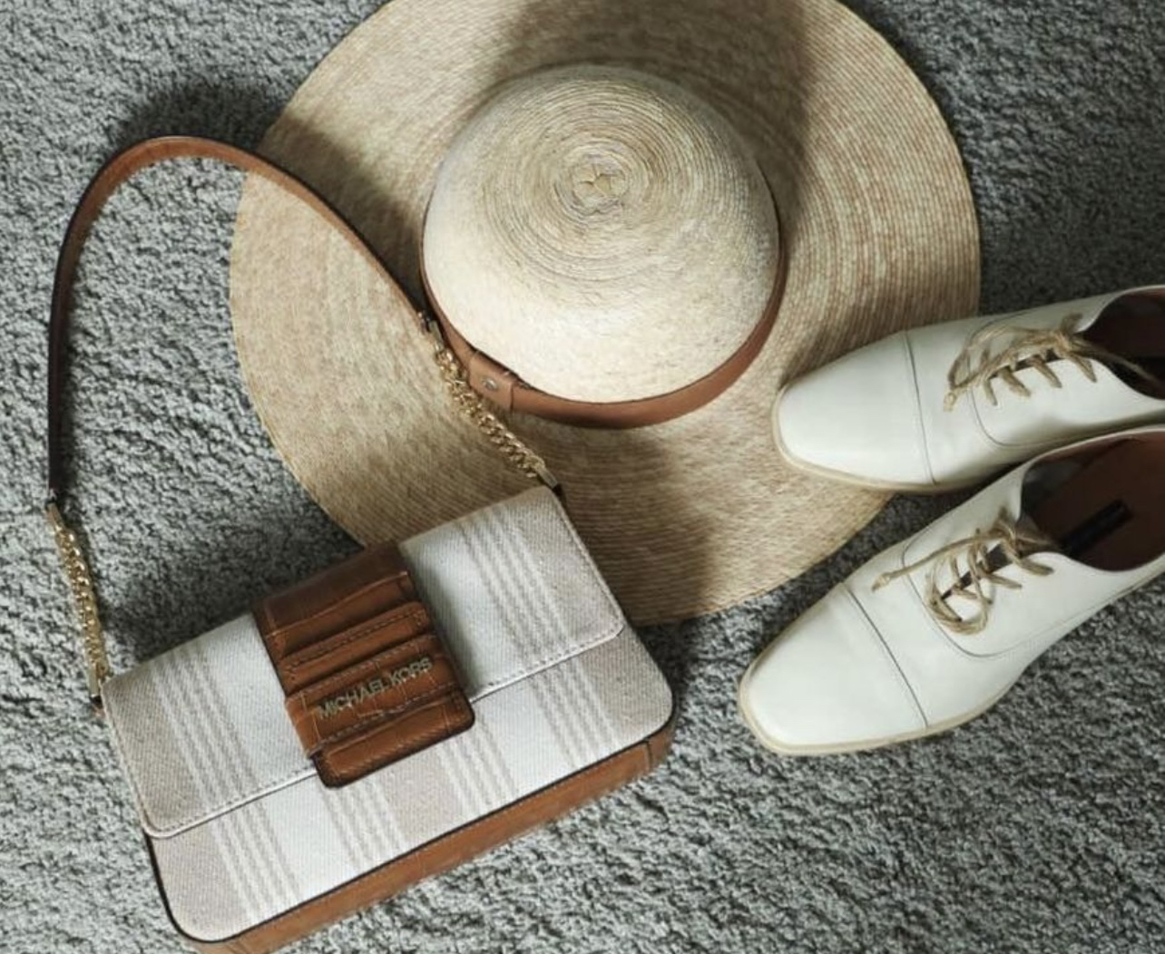 Michael Korse canvas crocodile print shoulder bag image indicator(3)