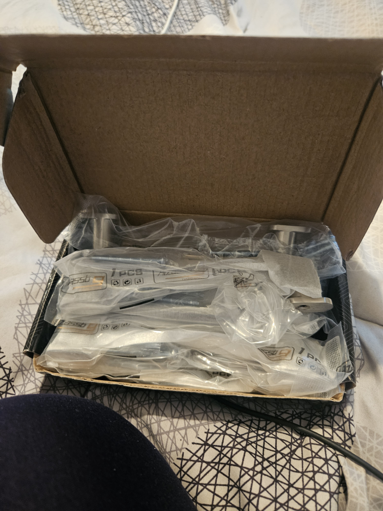 cupboard handles 10 peices with screws in box 10 image indicator(2)