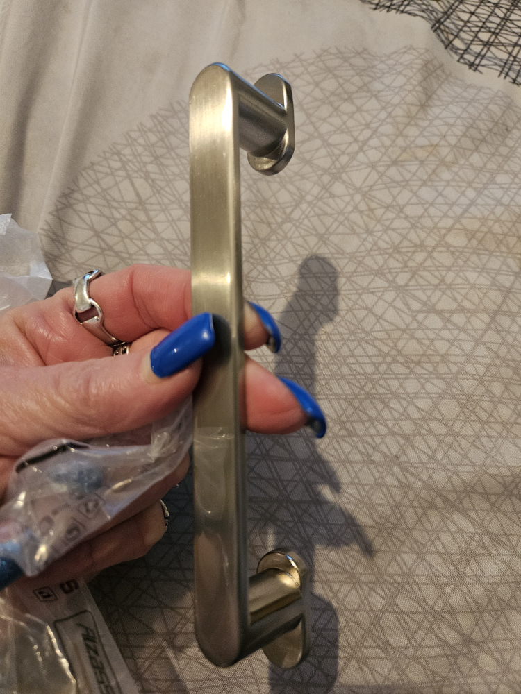 cupboard handles 10 peices with screws in box 10 image indicator(4)