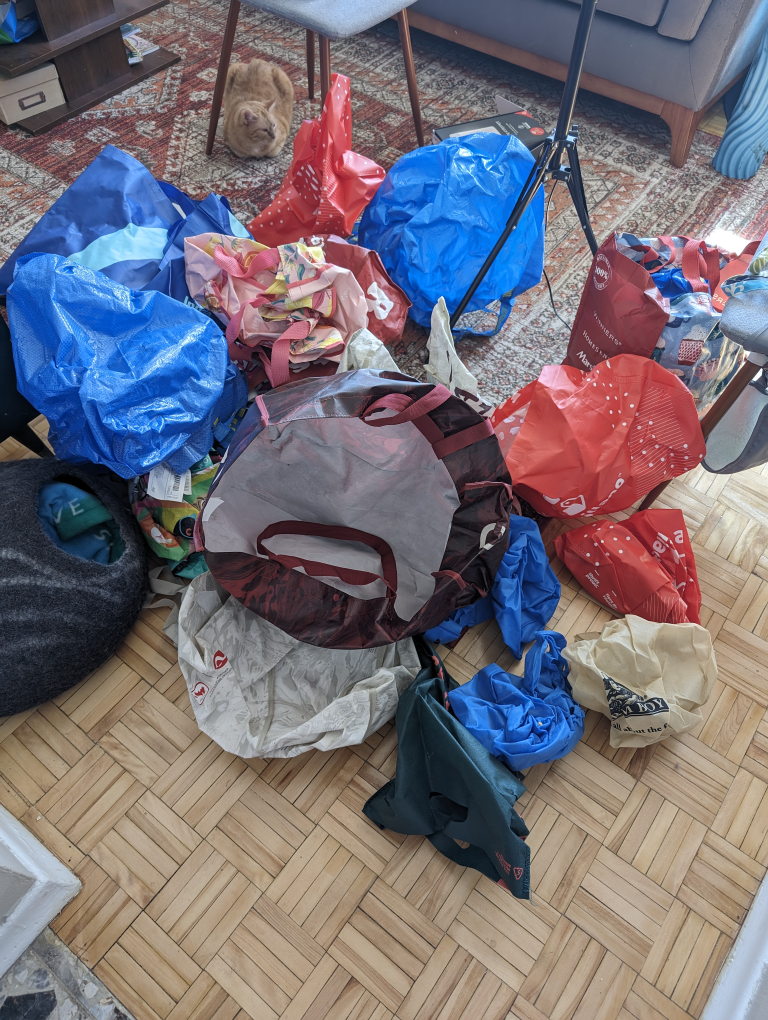 Please take these reusable bags #freecycle