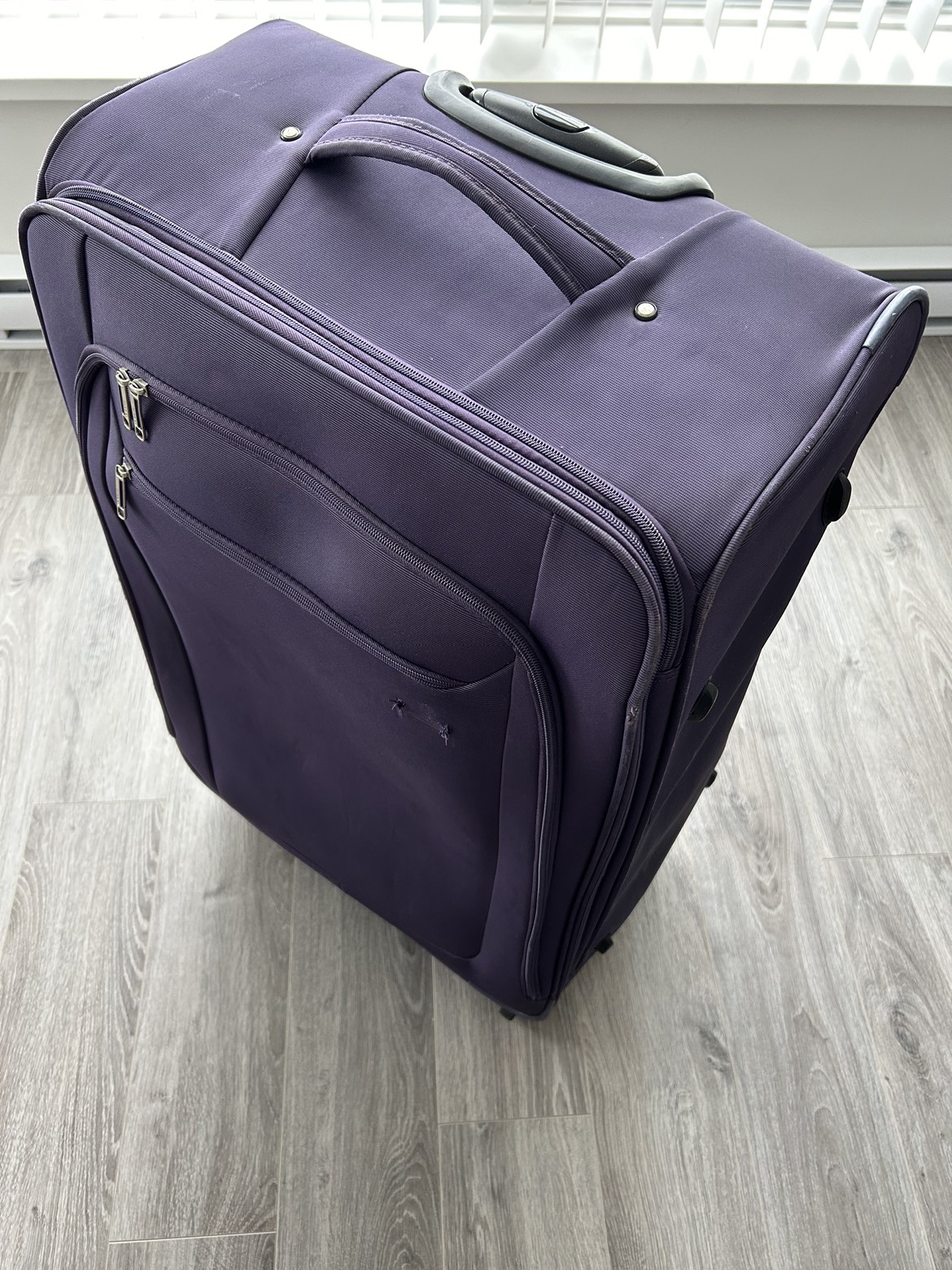 American Tourister Suitcase - photo 2