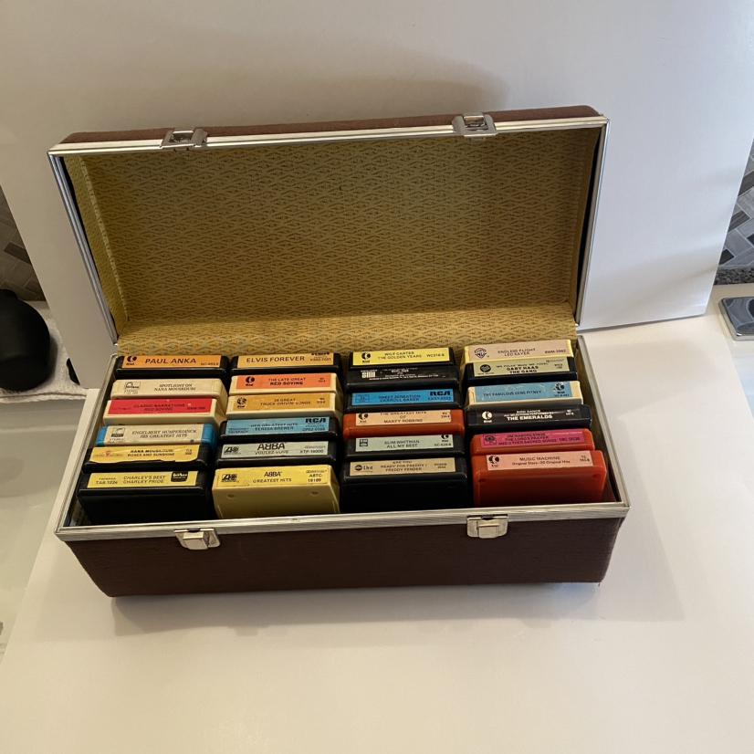 8-track cassettes and case #freecycle